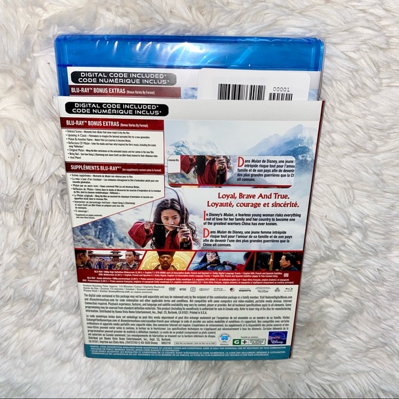 Mulan Blu-Ray + DVD + Digital Code - Picture 2 of 2